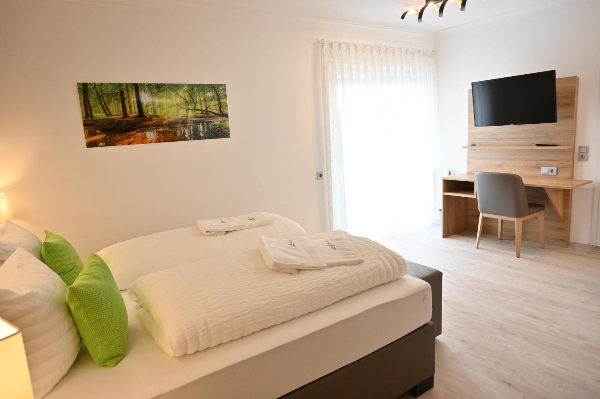 Hotel Talblick Dobel Bagian luar foto