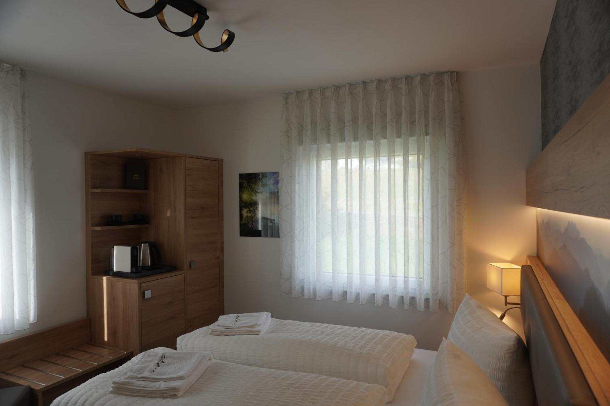 Hotel Talblick Dobel Ruang foto